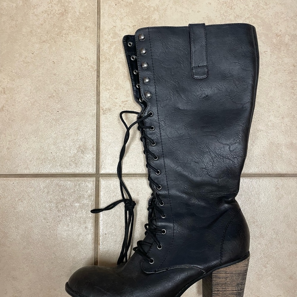 Black heeled lace up boots